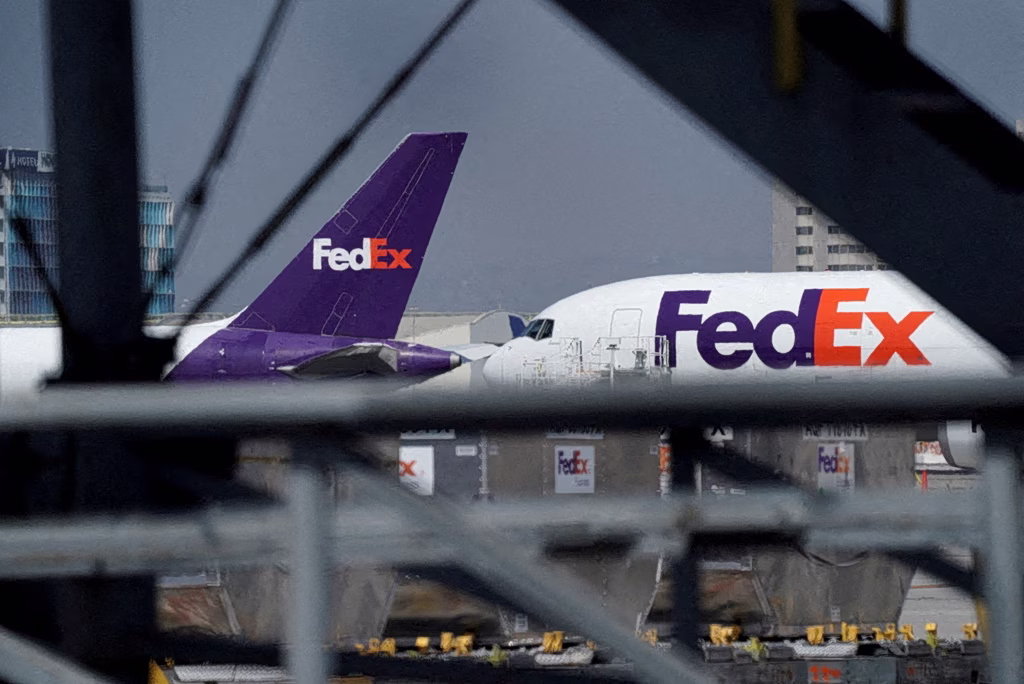 FedEx Scales Back Operations in Northern Greece