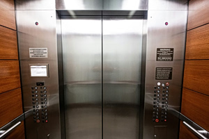 Greece Warns of Fines for Unregistered Elevators