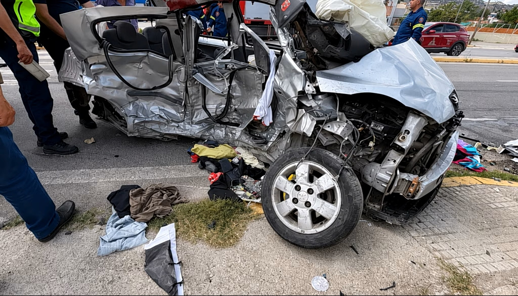 Mother, Daughter Killed in Devastating Crash on Rhodes Hwy