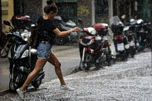 Spring Storms to Delay Summer Heat in Greece