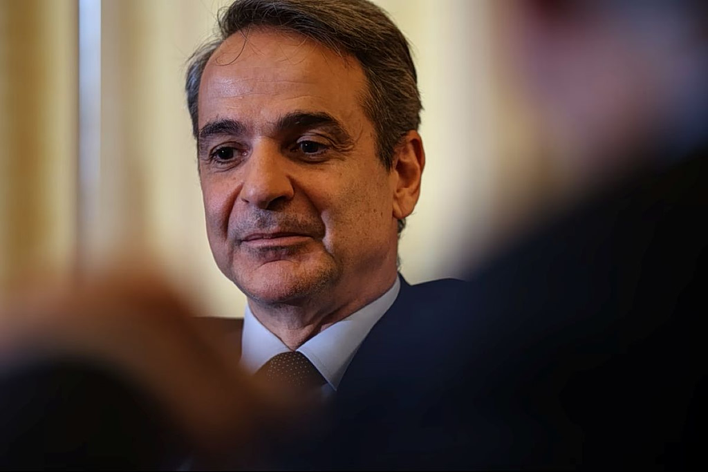 Greek PM Warns Over Hormuz Risks, ‘ASPIDES’ Mission and Greece’s Debt Challenge