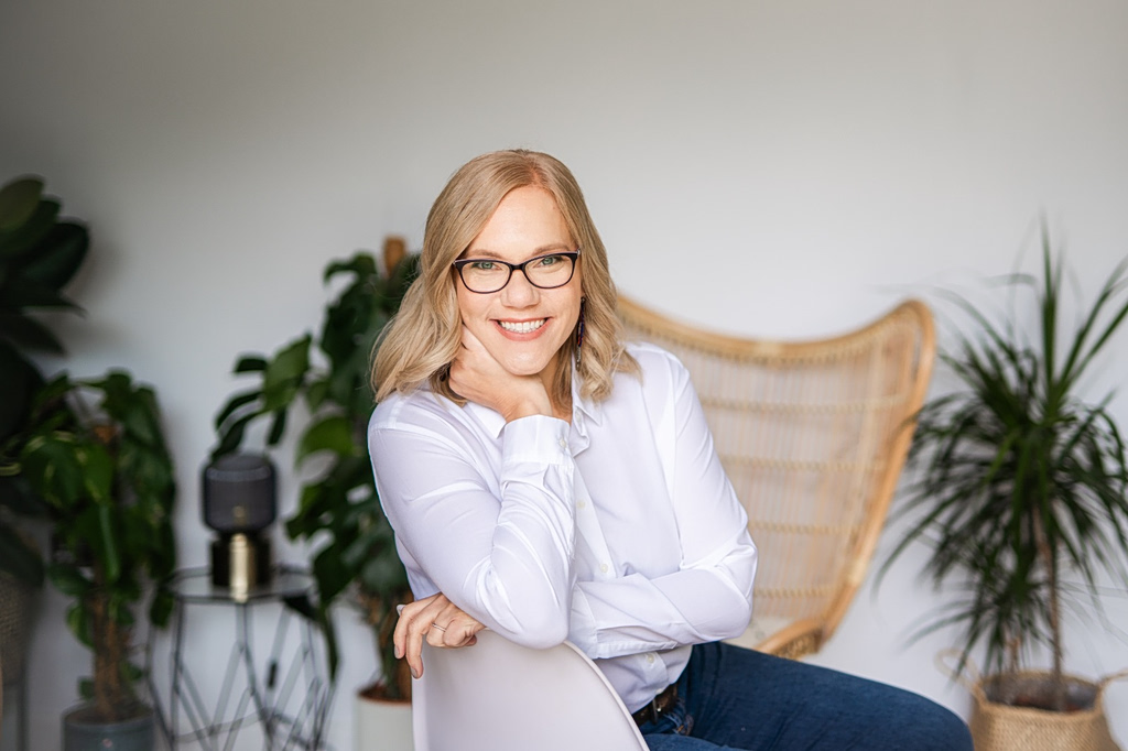  Dr Jennifer Bradtke