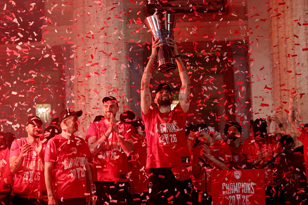 EuroLeague Champions: Olympiacos Fans Party Through the Night
