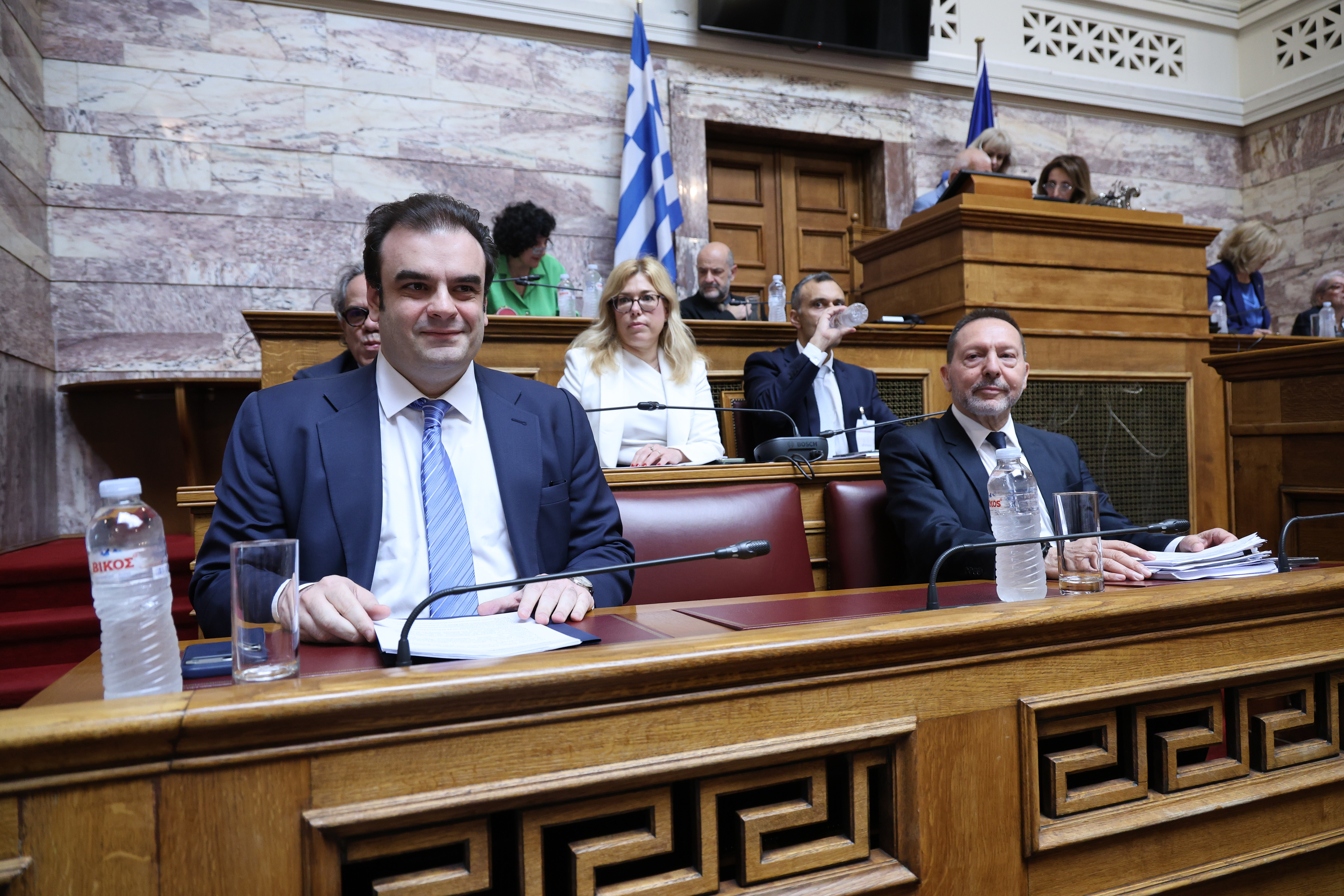 Pierrakakis: Greece Has Saved €800M on Early Debt Repayments