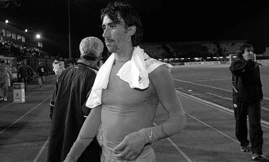Former Greece Int’l Paraskevas Antzas dies at 49 from ALS