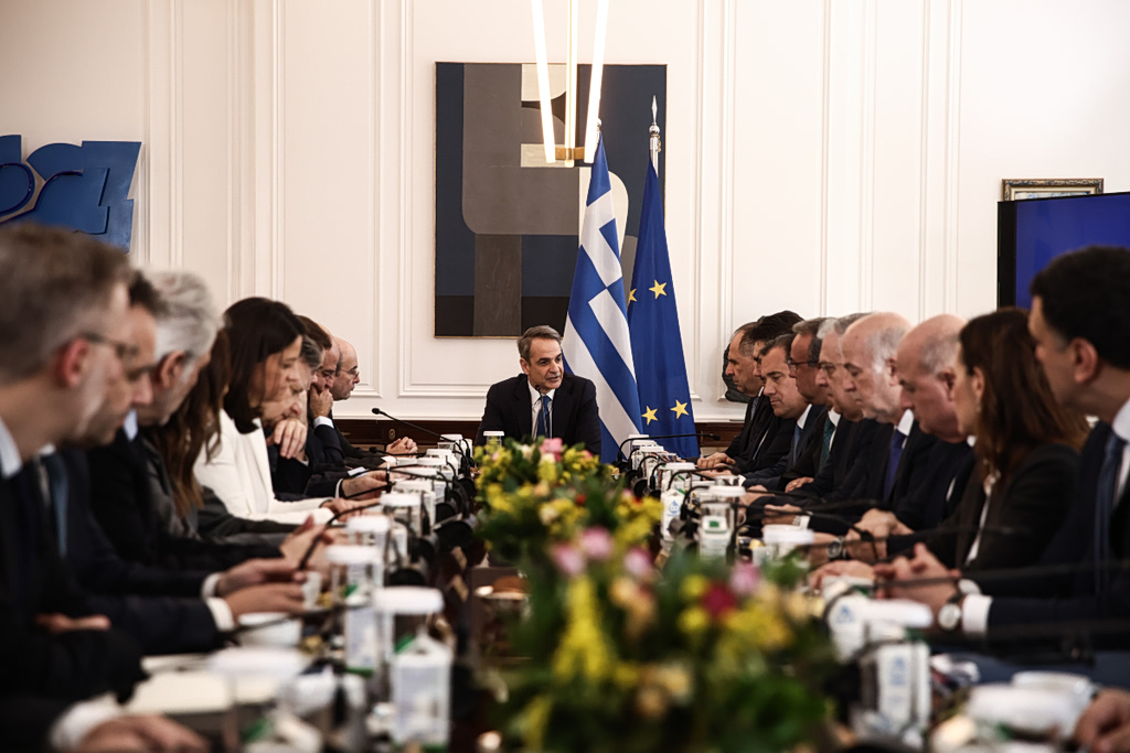 Gender Pay Gap Takes Center Stage at Cabinet Meeting