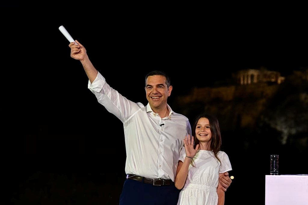 Tsipras Launches New Left-Wing Party in Athens Rally