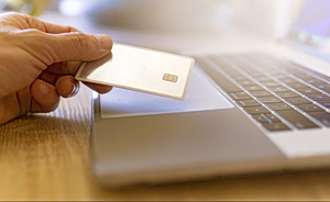 Survey: Online Shopping Becomes Entrenched in Greek Consumer Habits