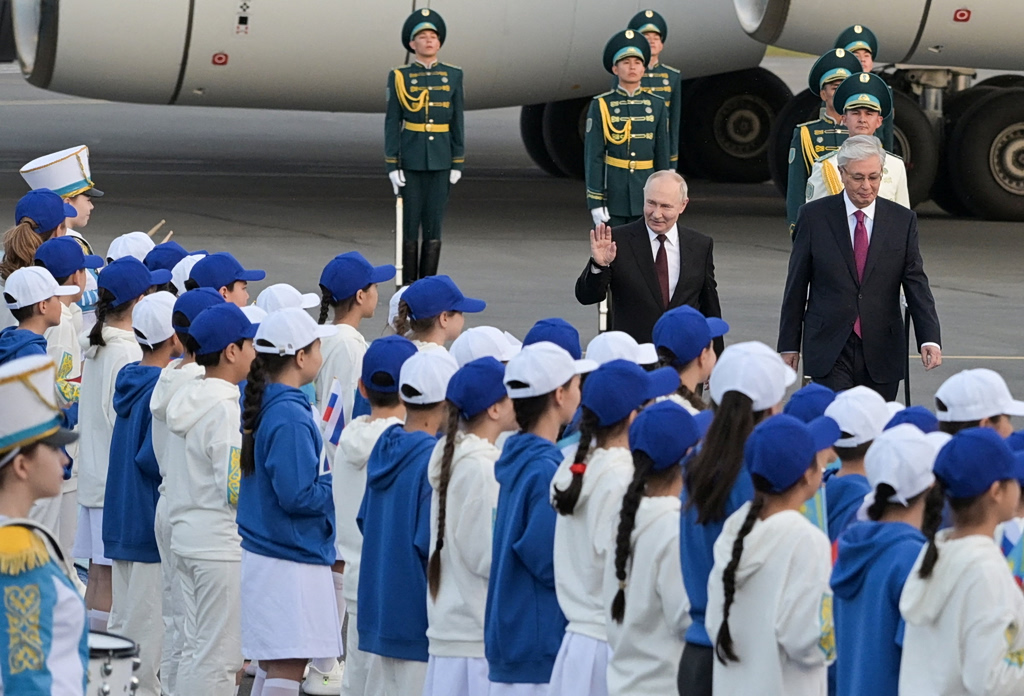 Russia to Build Kazakhstan’s First Nuclear Plant