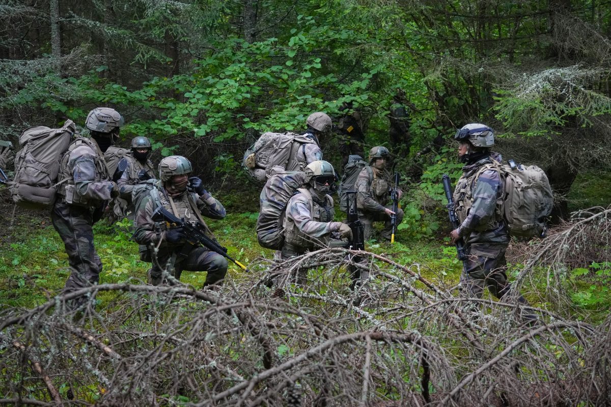 How a Tiny Baltic Nation Is Preparing for Possible War With Russia