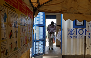 WHO Prioritizes Ebola Treatments for New Trials