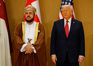 U.S. Presses Neutral Oman to Pick a Side and Cut Ties With Iran