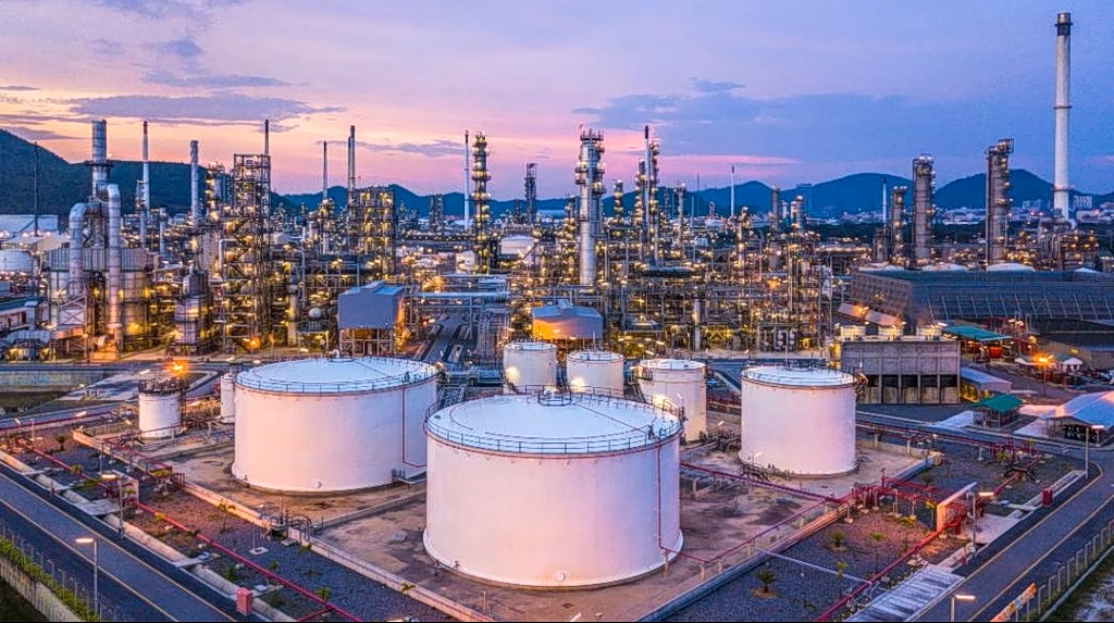 Motor Oil Acquires 60% Stake in ENACT