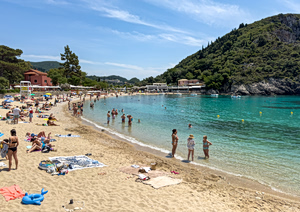 Beach Costs Soar as Summer Begins in Athens