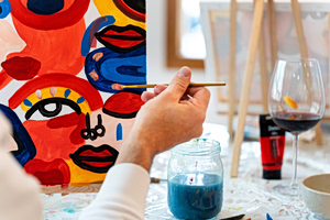 Paint and Sip is the Group Outing in Pangrati You’ll Want To Try