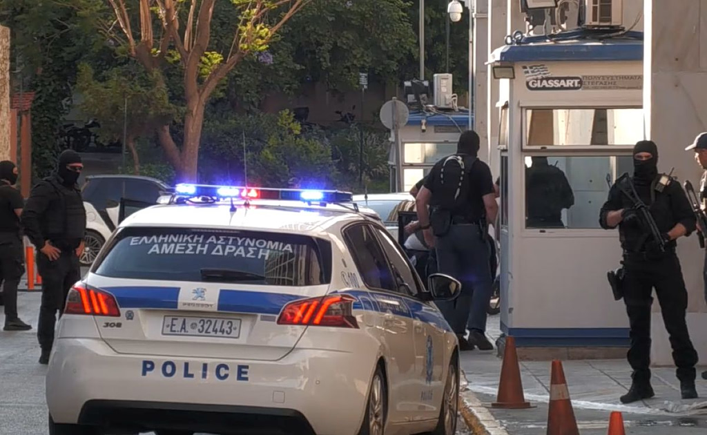 Palestinian Suspect Accused of Hamas Links Transferred to Athens Police Headquarters