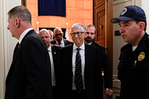 Bill Gates Says Epstein Used Affairs to Pressure him