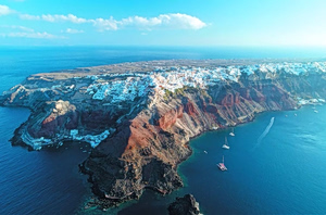 Hidden Fault System Discovered Beneath Santorini