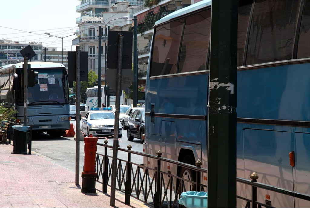 Athens Launches Digital Platform to Ease Tourist Bus Congestion