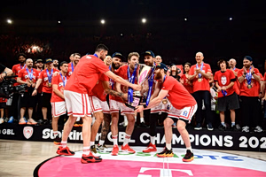 Olympiacos Complete a Golden Season with Basket League Title