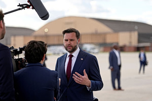 Vance: Iran Deal in Dual-Phases, Strait of Hormuz Stays Free