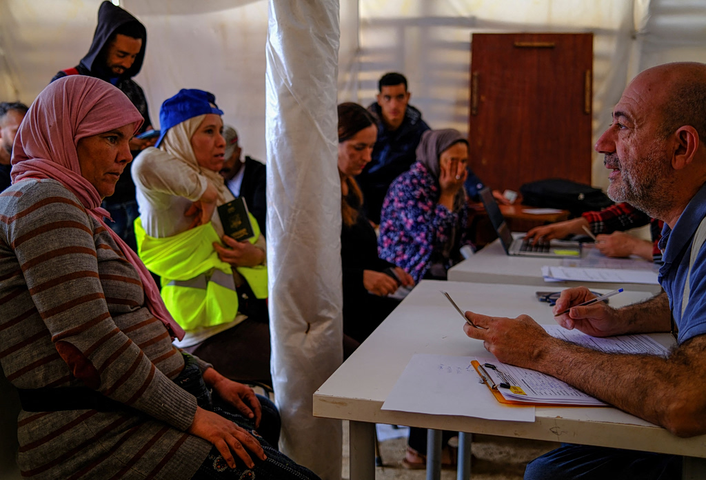 Spain Receives 900,000 Migrant Legalization Requests