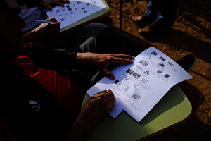 Spain Receives 900,000 Migrant Legalization Requests