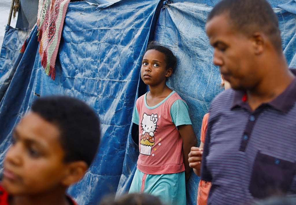 Gazans Displaced by War Watch World Cup from Ruins