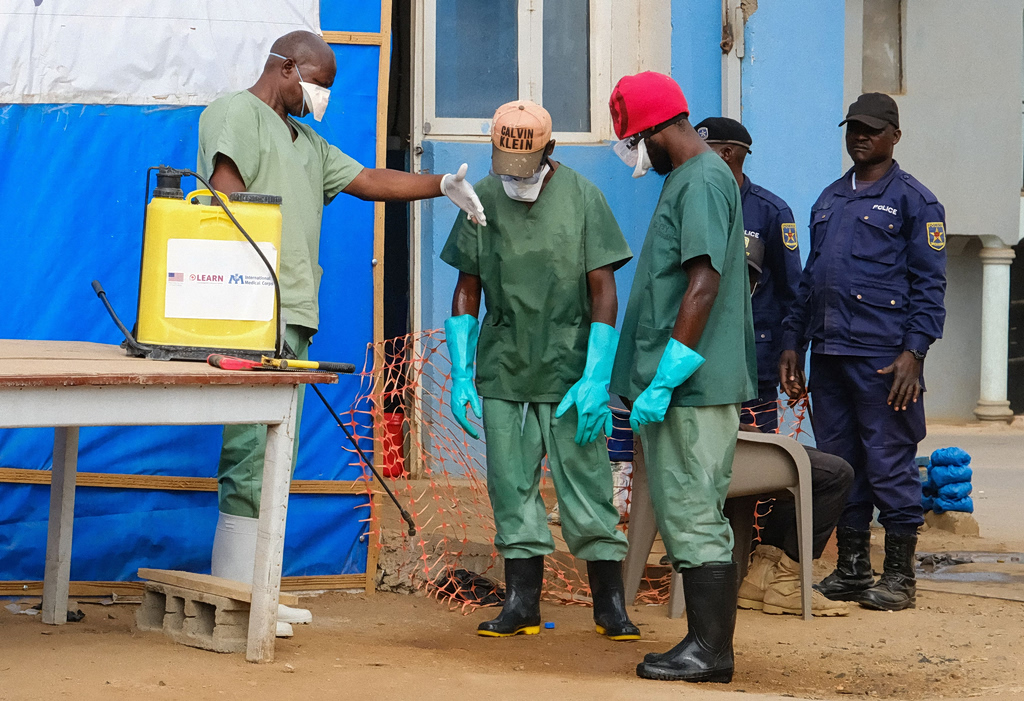 G7 Leaders Call for Coordinated Response to Ebola Outbreak