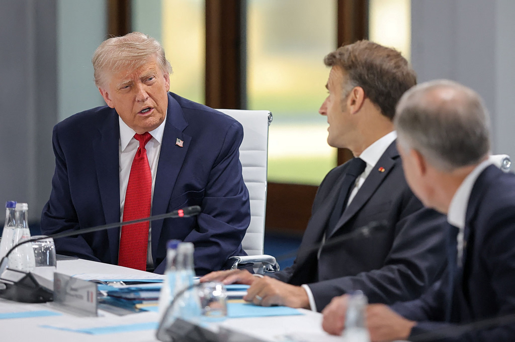 G7 Leaders Back Ukraine, Plan Stronger Russia Sanctions