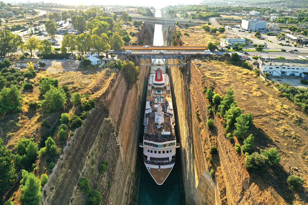 Corinth Canal Reopens for Summer After Critical Interventions