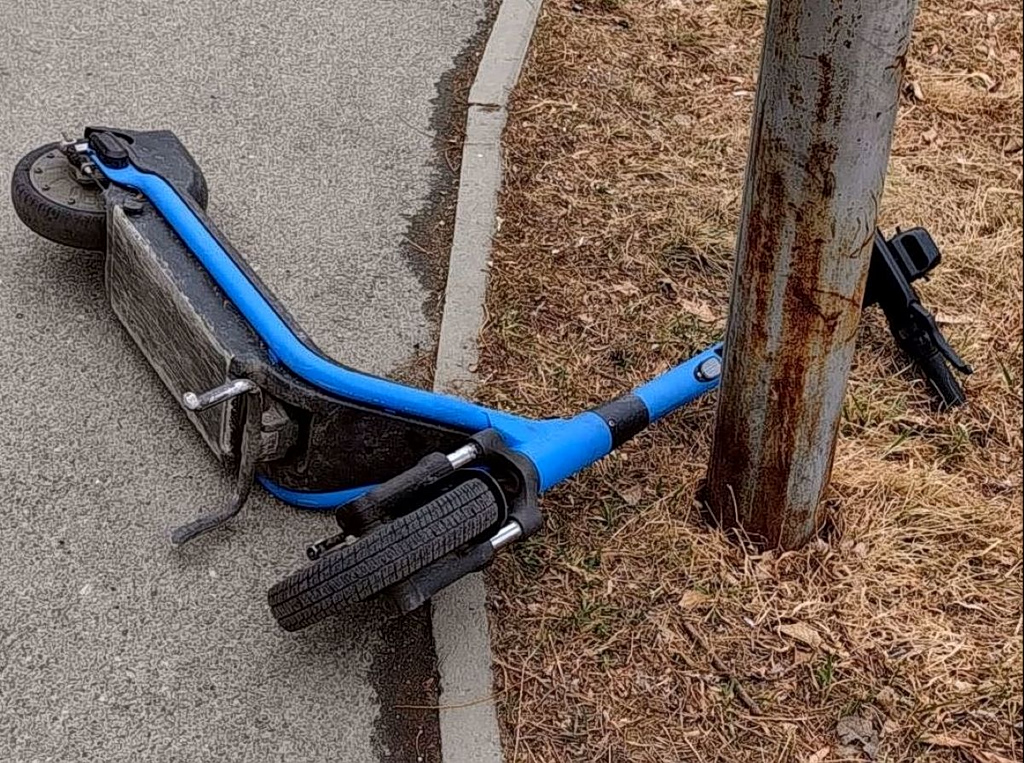 Teen Remains Hospitalized After Serious E-Scooter Accident in Crete