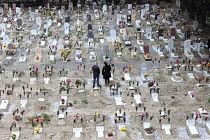 Death Trends in Greece Show Regional and Age Shifts