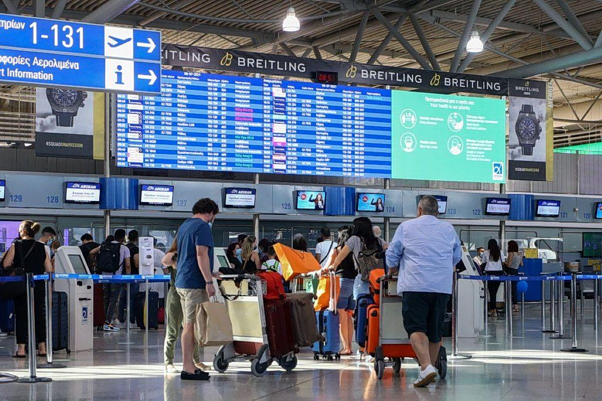 Athens International Airport raises €500m in successful bond issuance