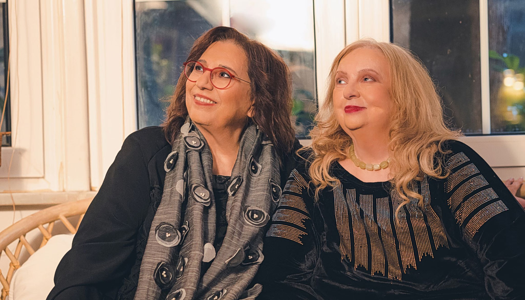 Greek Icons Platonos and Farantouri Unite for Landmark Athens Concert