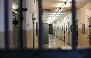 Woman Dies in Heraklion Jail Before Trial Over Newborn Case