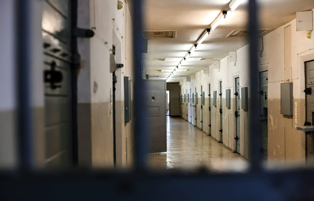 Woman Dies in Heraklion Jail Before Trial Over Newborn Case