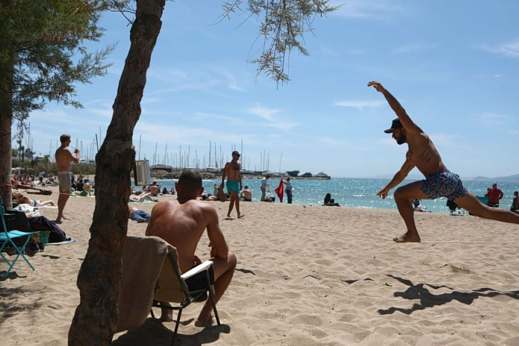 60% of Eastern Attica Beaches Fail Water Quality Tests