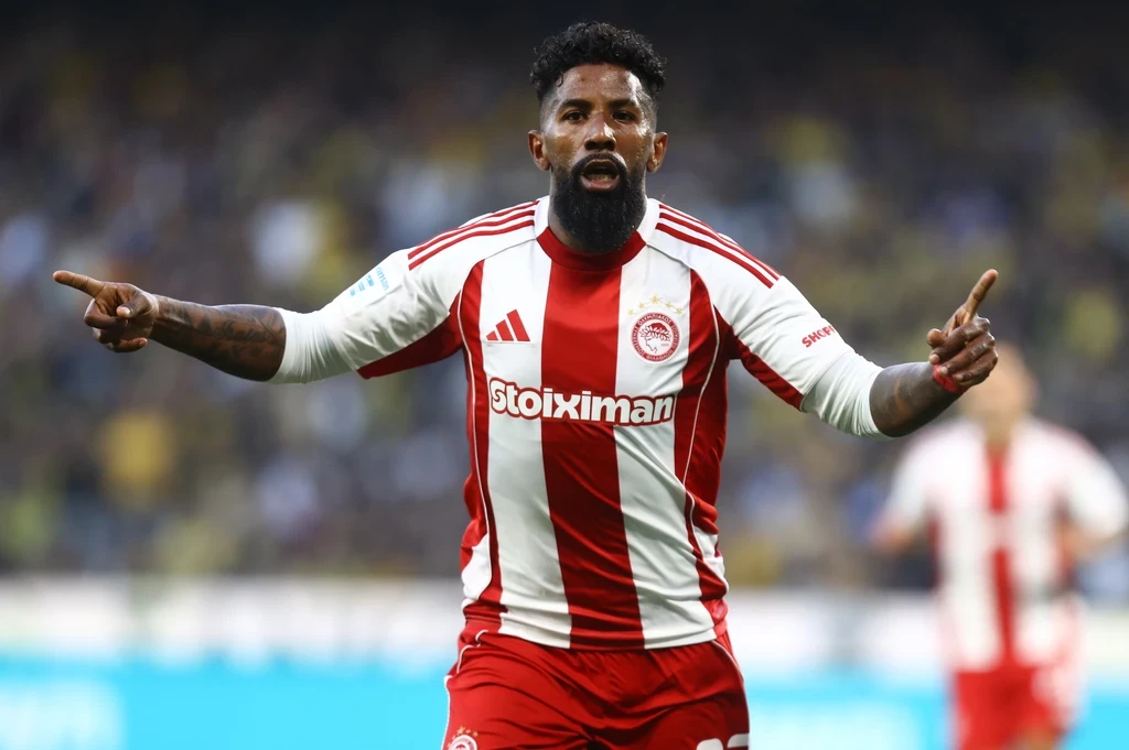 Olympiacos’ Rodinei Uses Greek Pop for ‘Musical’ Language Lessons