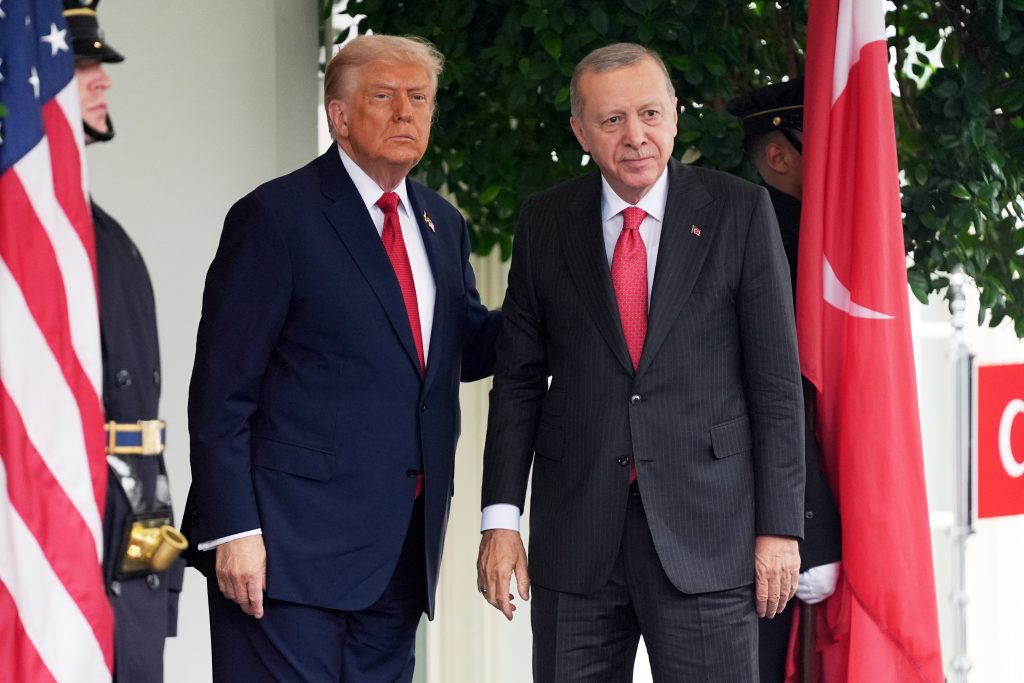 A Turkish Arms Sale Leads to a Face-Off Between Trump and Congress