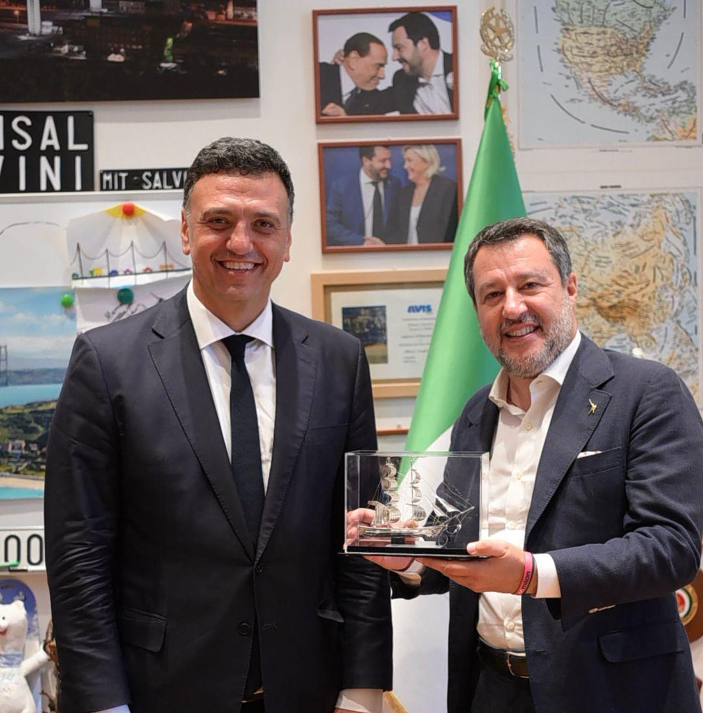 Greece and Italy Join Forces to Boost EU Shipping