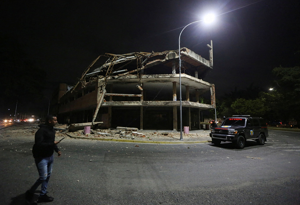 Venezuela Earthquakes Death Toll Hits 235 as Rescues Continue