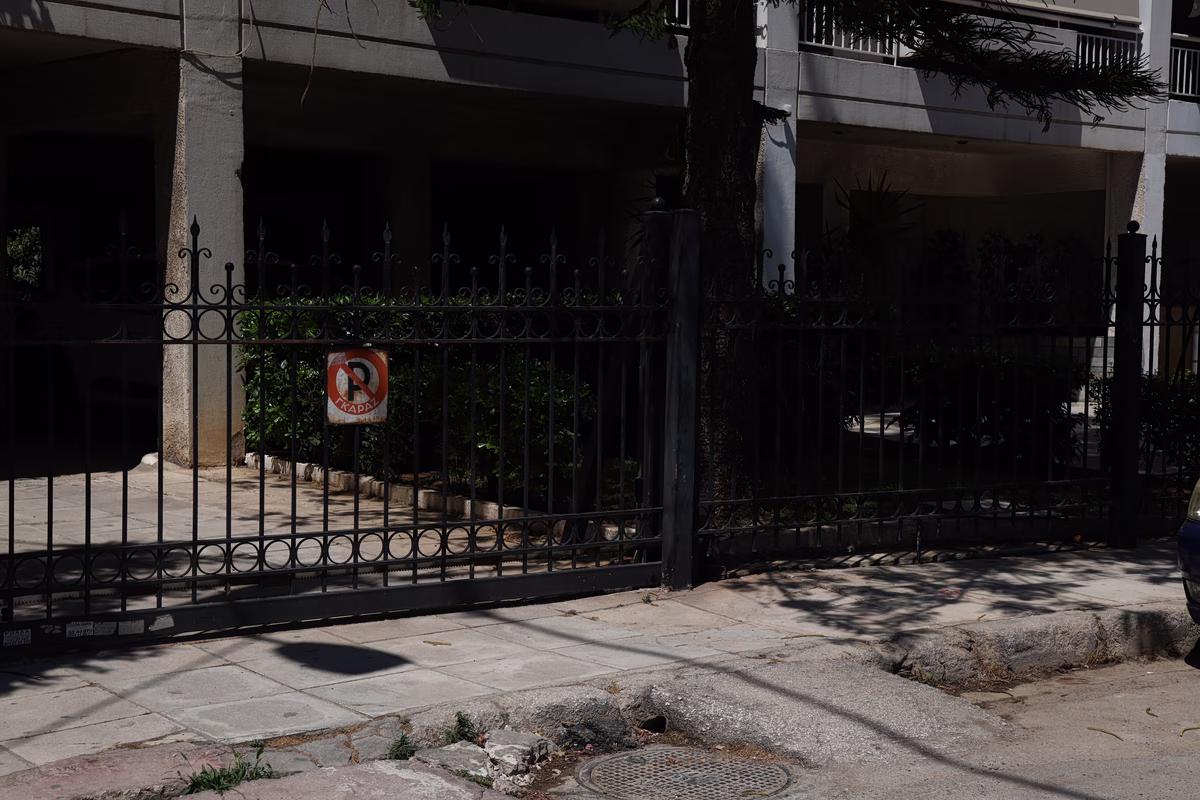 7 Arrested for Teen’s Fatal Stabbing in Athens’ Suburb