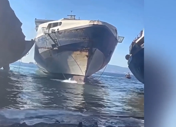 Former World’s Fastest Ferry Aeolos Kenteris Heads for Scrap