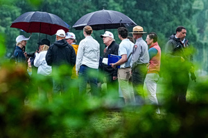 Trump Adds a Washington Golf Course Renovation to His Fall Agenda