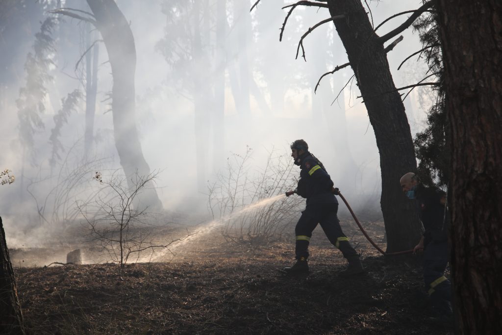 Body found as wildfire burns near Thessaloniki