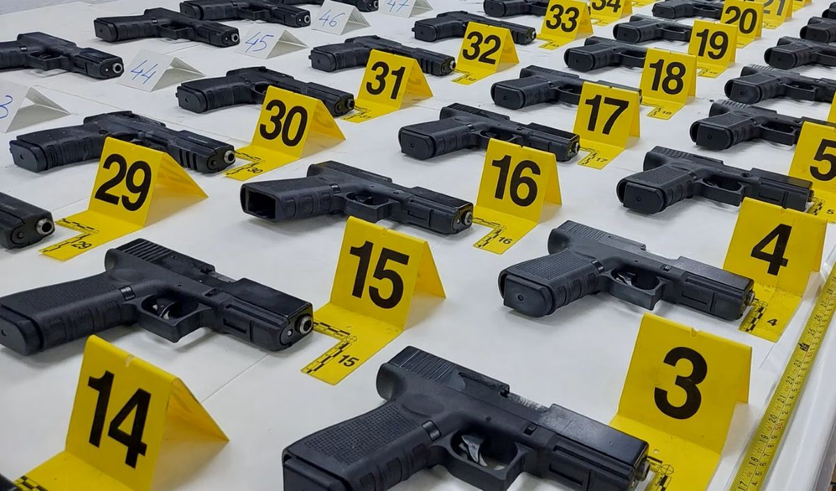 Turks gun smuggling