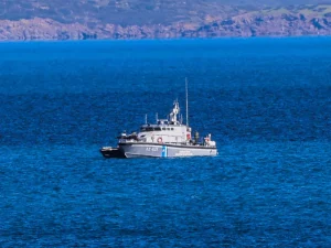 Samos: One Dead, 35 Migrants Rescued in Coast Guard Op