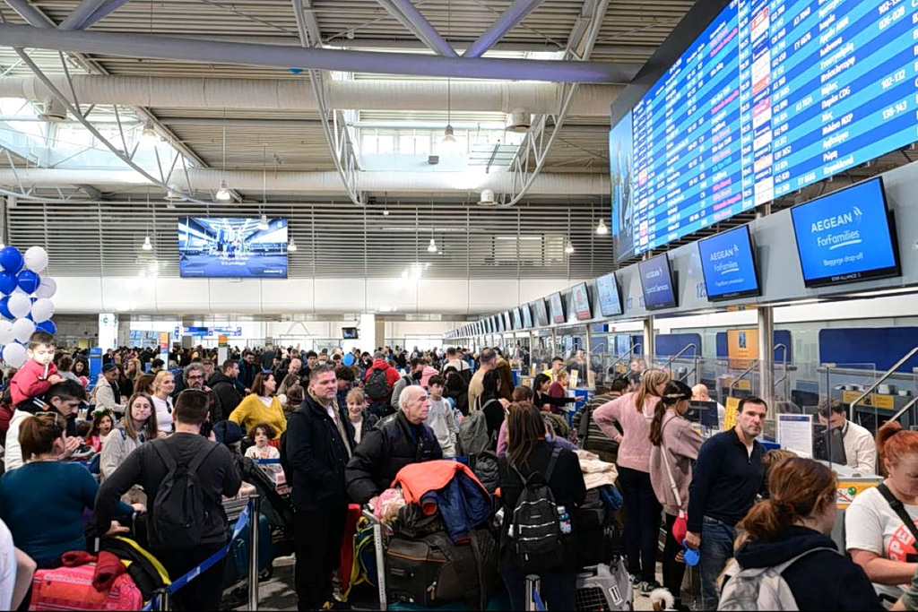 Athens Faces Rising Air Traffic Delays Amid European Pressures