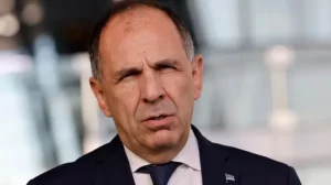 Greek Delegation Arrives in Ankara for NATO Summit